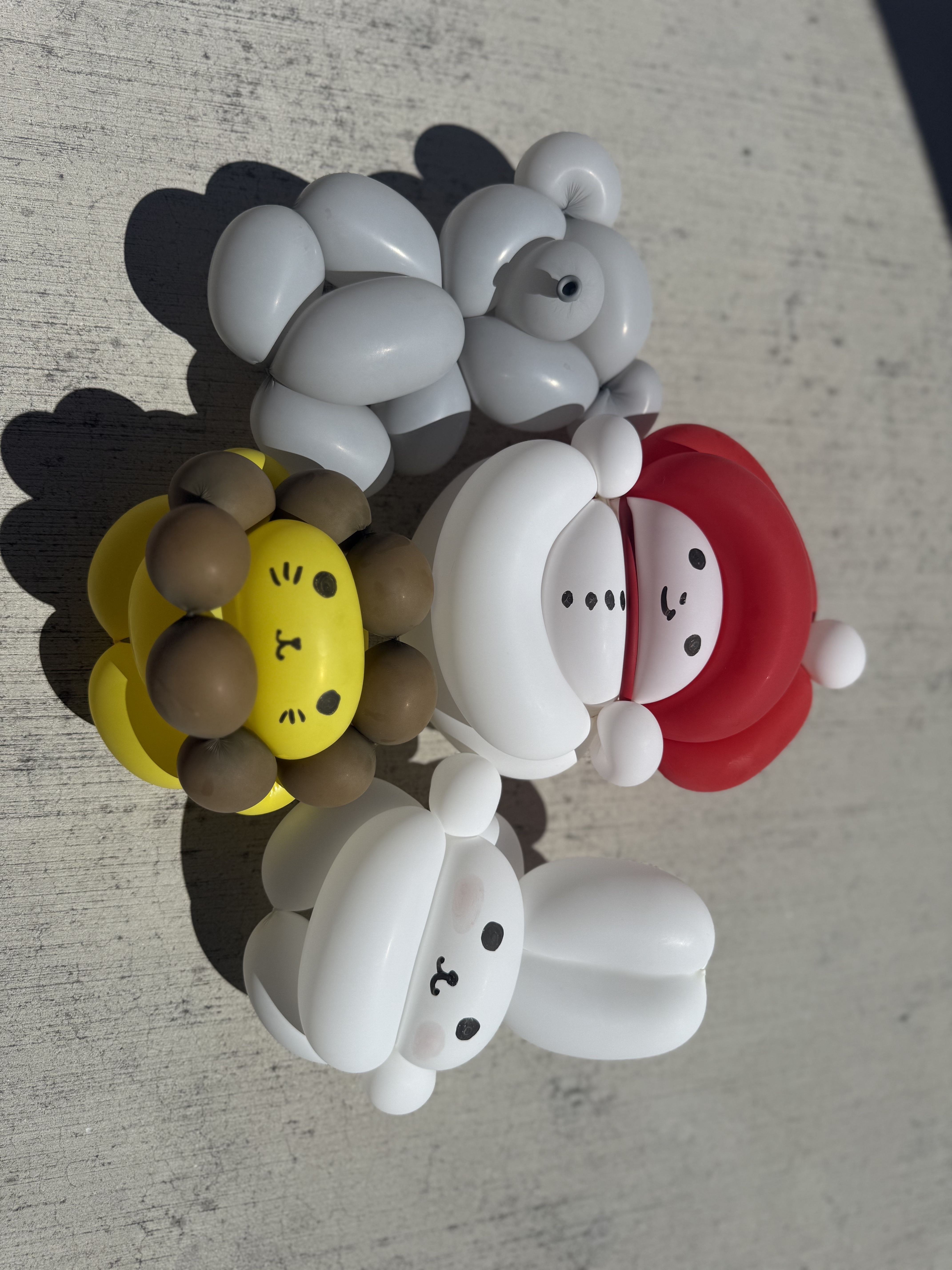 Balloon bouquet for corporate event